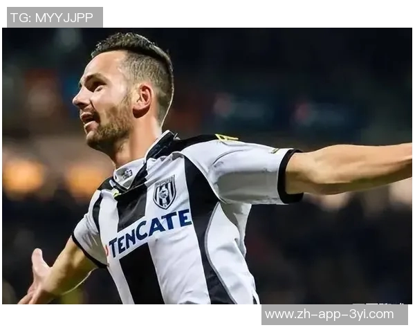 名宿点评赫拉芬贝赫上赛季表现出色本赛季状态下滑令人失望